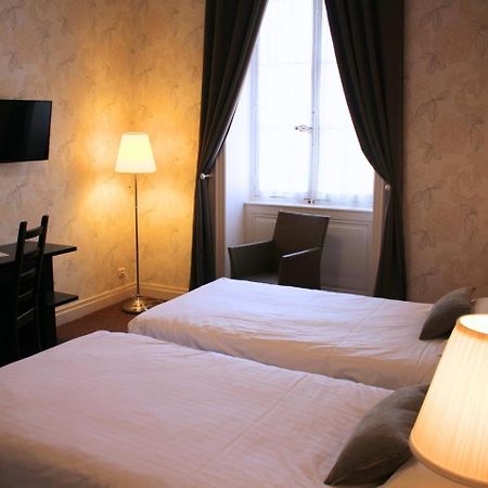 Grand Hotel De Bourbon-Lancy - Spa Et Restaurant - Logis Exteriör bild