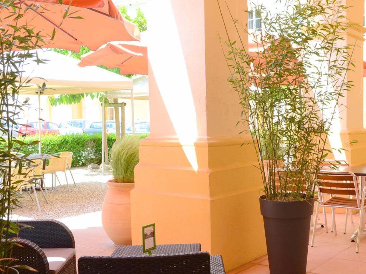 Grand Hotel De Bourbon-Lancy - Spa Et Restaurant - Logis Exteriör bild