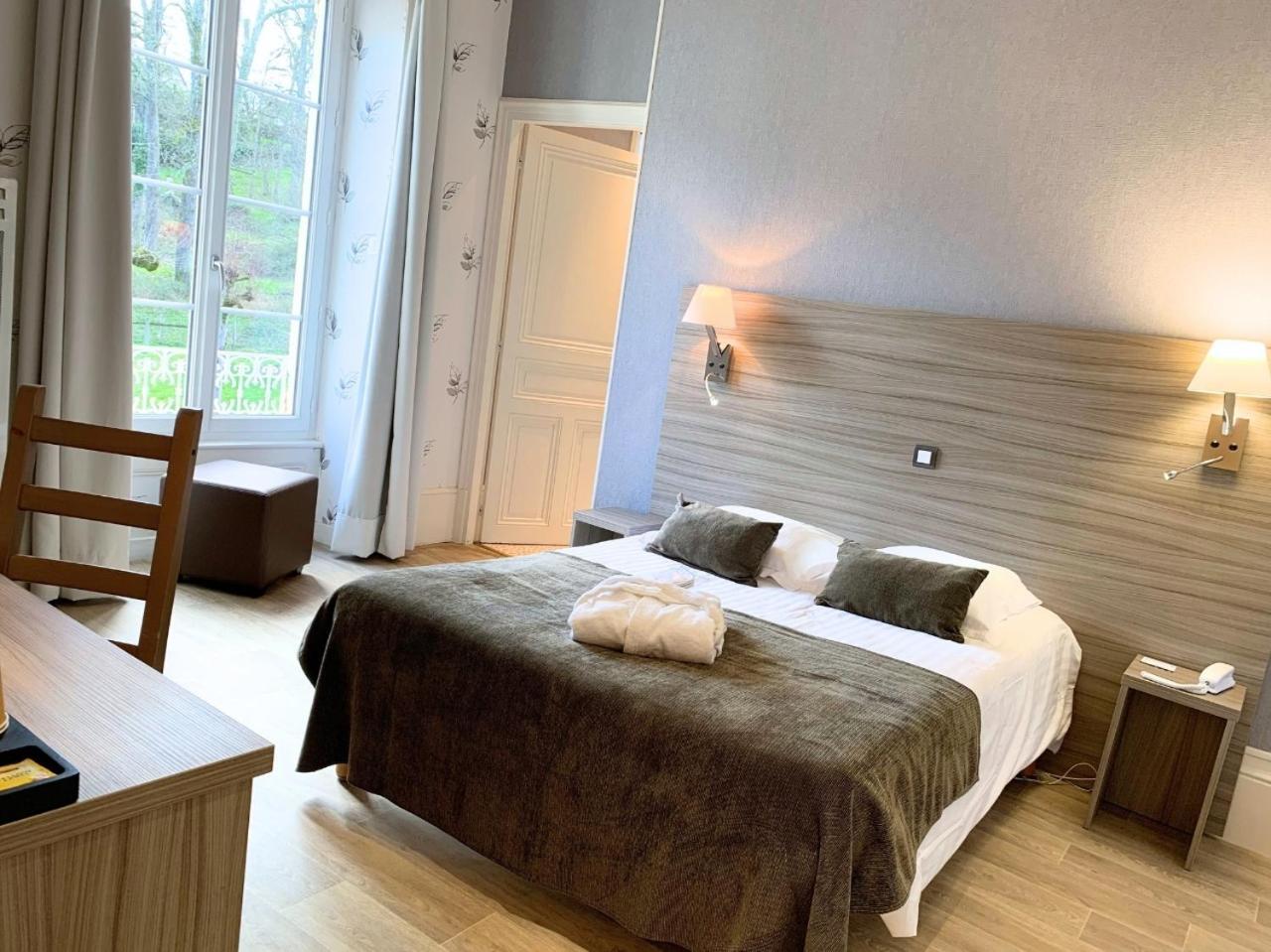 Grand Hotel De Bourbon-Lancy - Spa Et Restaurant - Logis Exteriör bild